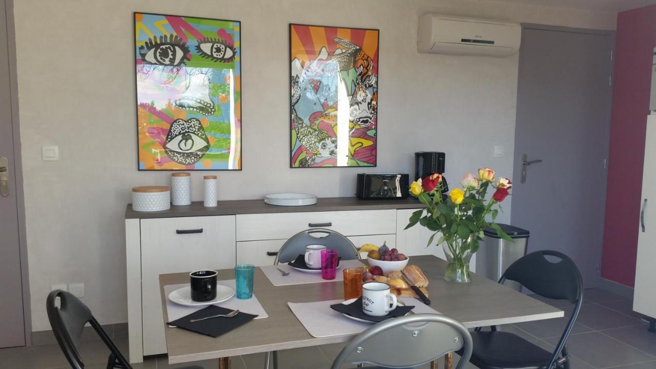 Le Clos Des Oiseaux Saintes Ngoại thất bức ảnh