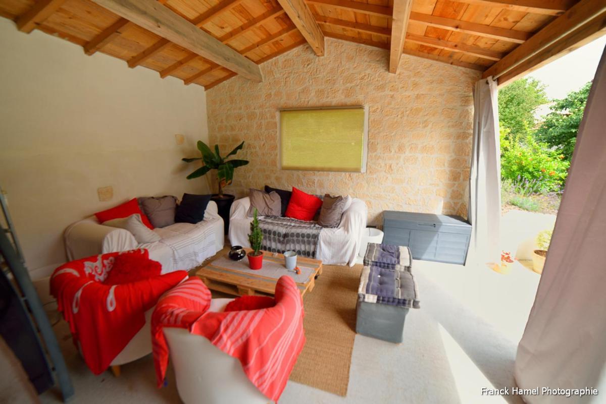 Le Clos Des Oiseaux Saintes Ngoại thất bức ảnh